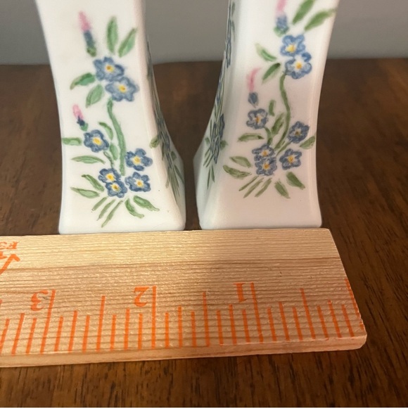 Vintage porcelain salt and pepper shaker from 1955. - Picture 9 of 9